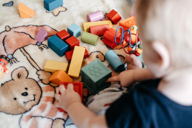 Divine Inspirations: Top 30 Christian Baby Names for Boys & Girls – Your Definitive Guide to Meaningful Biblical Naming Ideas